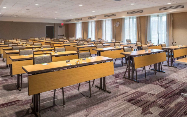 Courtyard by Marriott Detroit Farmington