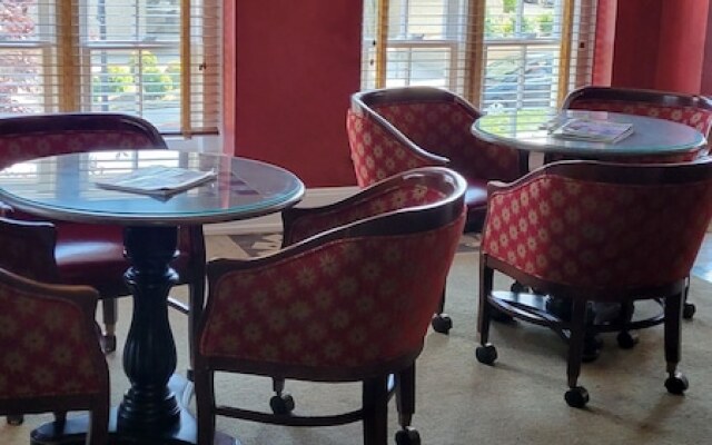 General Francis Marion Hotel