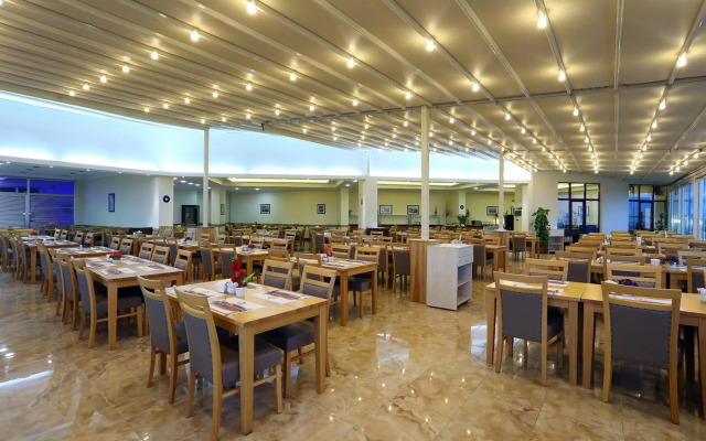 Eser Diamond Hotel & Convention Center