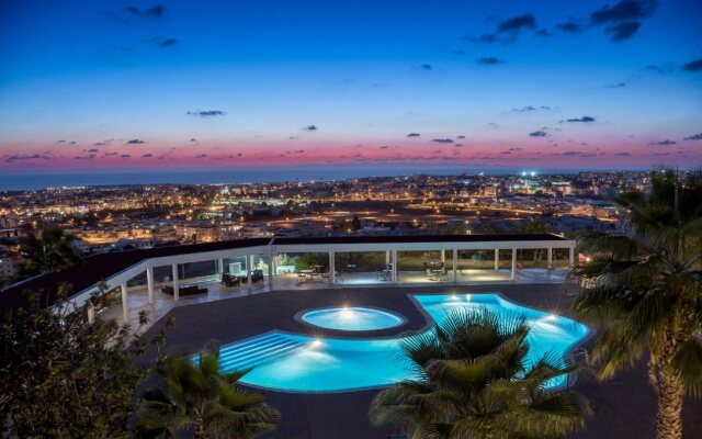Royal Blue Paphos Hotel & Spa