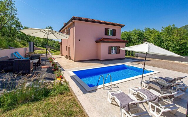 Amazing Home in Veprinac With Outdoor Swimming Pool, Wifi and 4 Bedrooms
