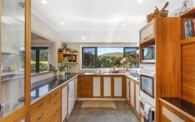 Hikanui Haven - Havelock North Holiday Home