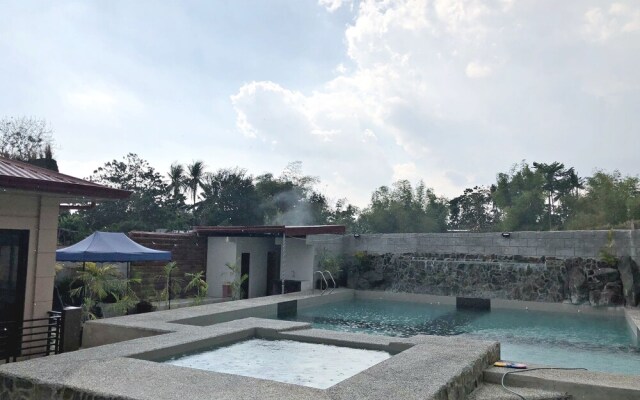 Leyvonne Resort & Events Place