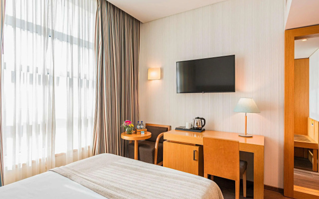 Mercure Lisboa Almada