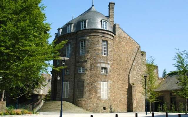 Apartment With One Bedroom In Saint Brieuc With Terrace And Wifi 2 Km From The Beach