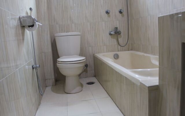 Grand Lake View Hotel