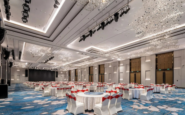 Grand Honor Hotel