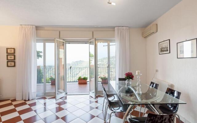 Taormina Apartment with Panoramic View