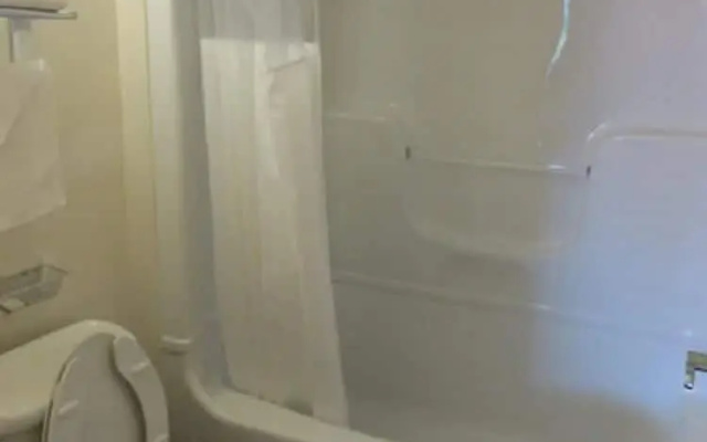 Howard Johnson Inn London