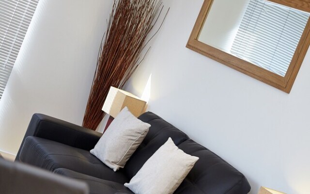 Lexington Apartments By Esa