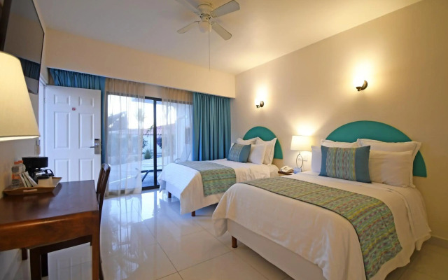 The Westmarine Waterfront Hotel