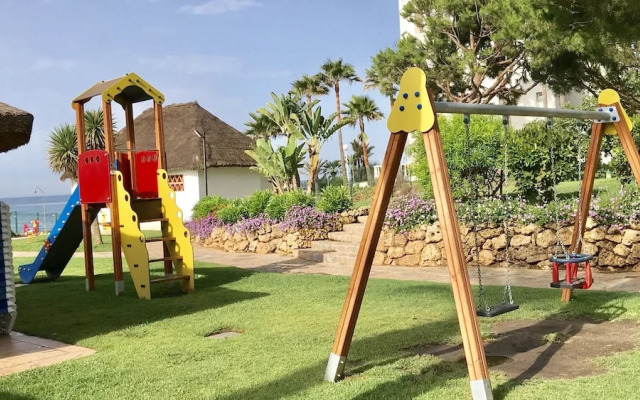 MI CAPRICHO C16 Luxury apartment on the beachfront