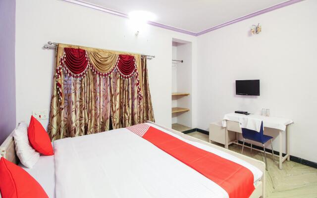 OYO 14552 Kingston Residency