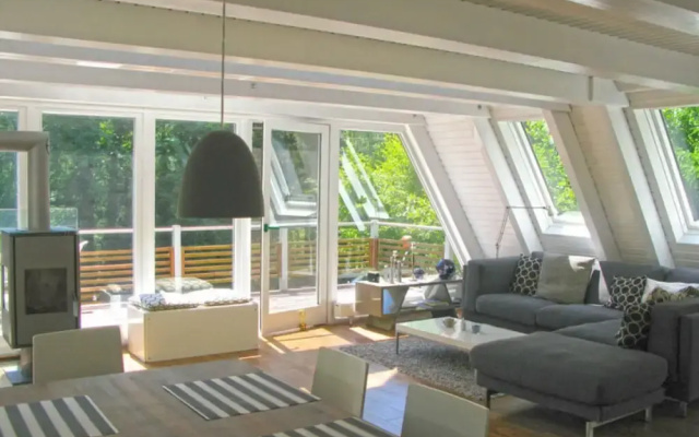 Modern Apartment Near Centre