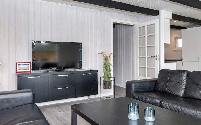 Exotic Holiday Home in Rømø With Sauna