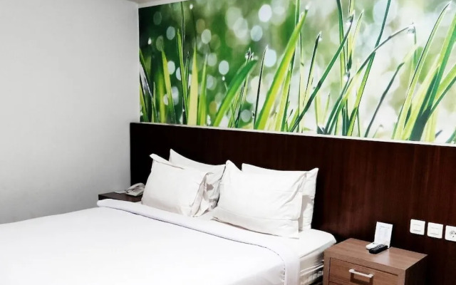Emerald Hotel