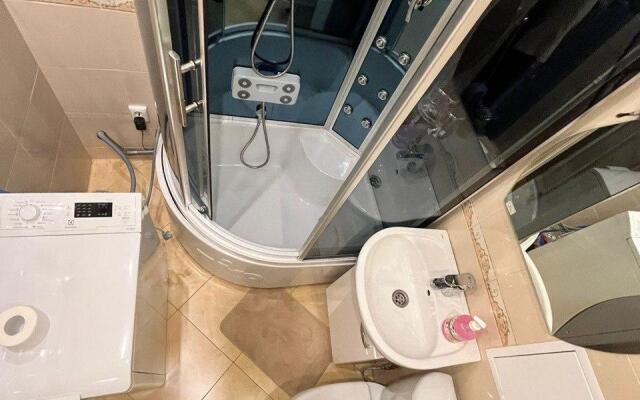 На Север на улице Полярные зори