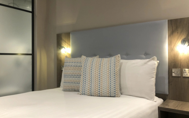 Euston Square Hotel