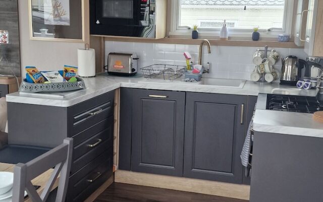 8 Birth Static Caravan