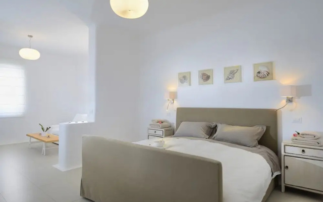 Luxurious 7 Bedroom Villa in Fokos Beach