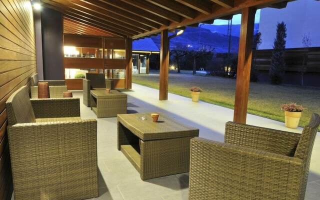 Apartamentos Pessets Adelaida