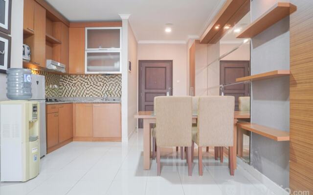 Comfort And Simply Look 1Br At Bellezza Apartment