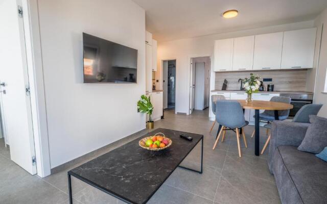 Apartment House Vista