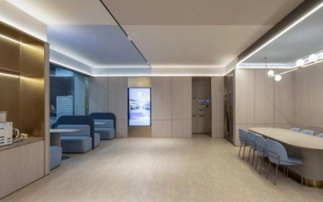 HanTing Hotel (Bengbu Carnival Park)