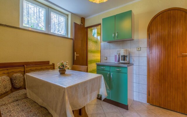 Apartment Elena