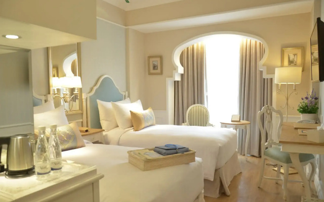 Noor Hotel