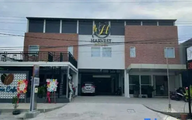 Harvest Hotel Purwodadi