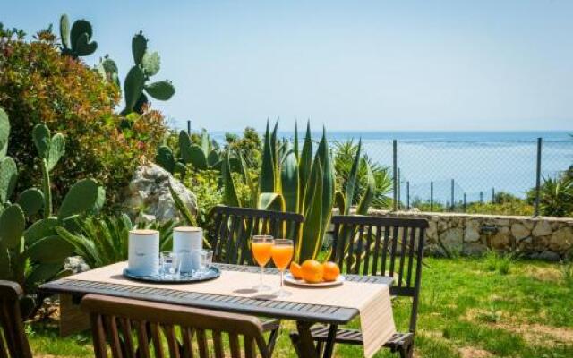 Sea View Villa in Skala