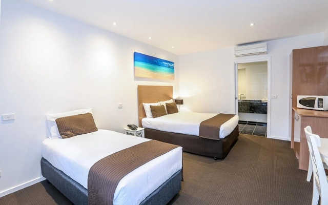 Belmercer Motel – Guest Rooms – Geelong