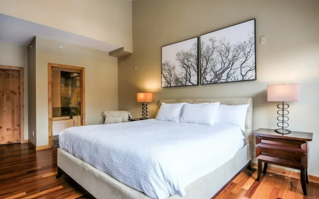 Rundle Cliffs Lodge by Spring Creek Vacation