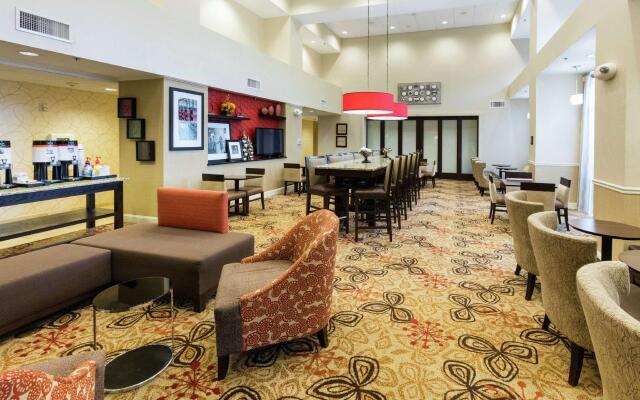 Hampton Inn Suites Jacksonville Airport