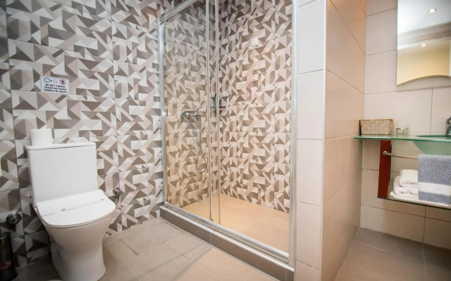 Bomo Tosca Beach Hotel