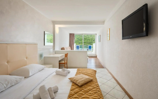 MASLINICA Narcis Hotel