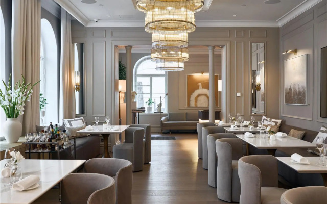 The Hotel Maria