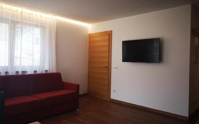 Garni - Hotel Am Burghuegel