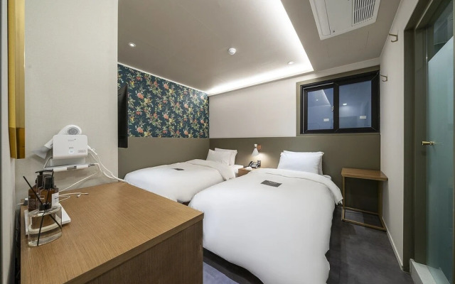 Sinchon Number 25 Sinchon Branch