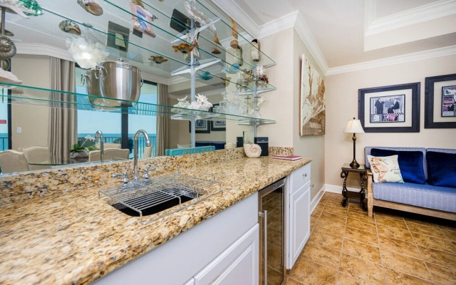 Phoenix Ix 506 2 Bedroom Condo