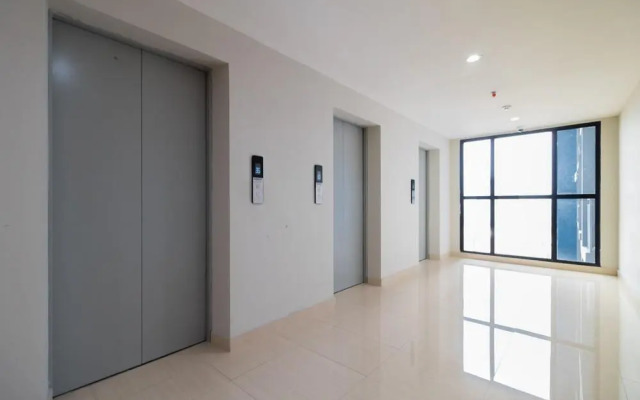 Oyo 90339 Evenciio Apartment