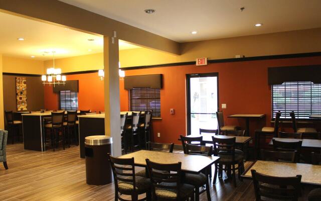 Best Western Plus Edinburg Inn & Suites