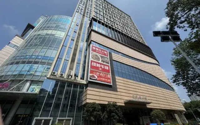 Luming Apartment (Ganzhou Songcheng South Gate Bubugao Square)