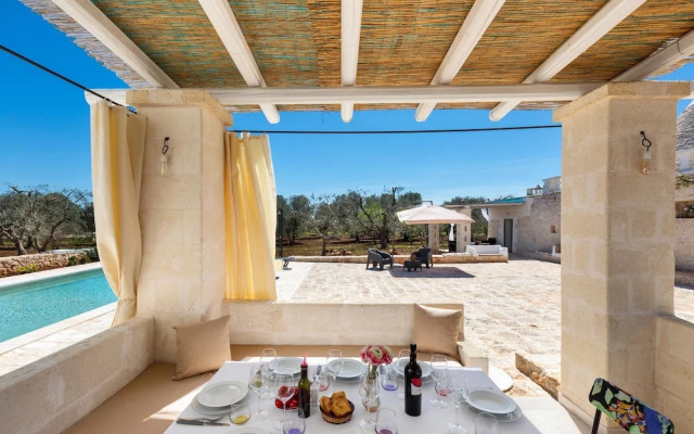 2822 Marì Trullo by Perle di Puglia