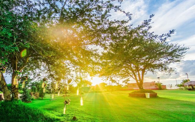 Royal Emerald River View Resort
