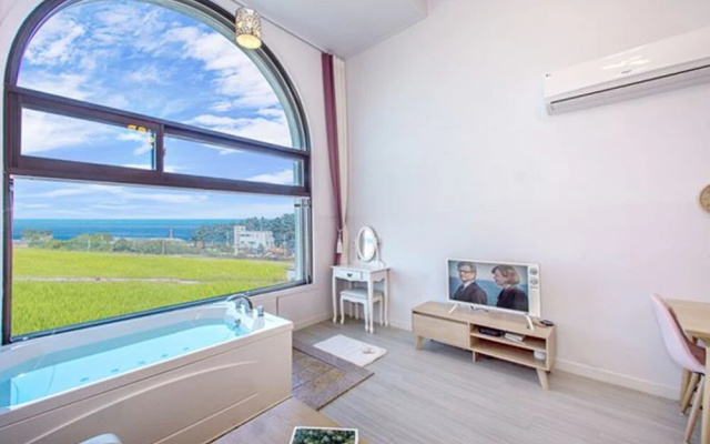 Gangneung Attirance Pension