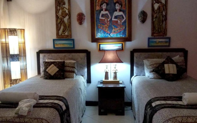 Studio in Kota Denpasar, with Pool Access, Furnished Terrace And Wifi - 300 M From the Beach – Guest Rooms – Denpasar