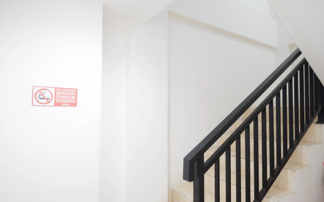 RedDoorz near Mall Ratu Indah 3