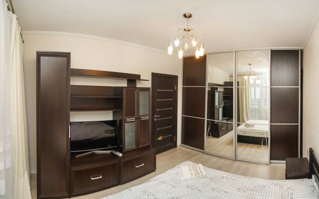 Апартаменты в Киеве на ул. Черновола, 27